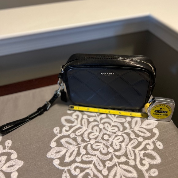 Coach Wristlet Clutch - Picture 5 of 9